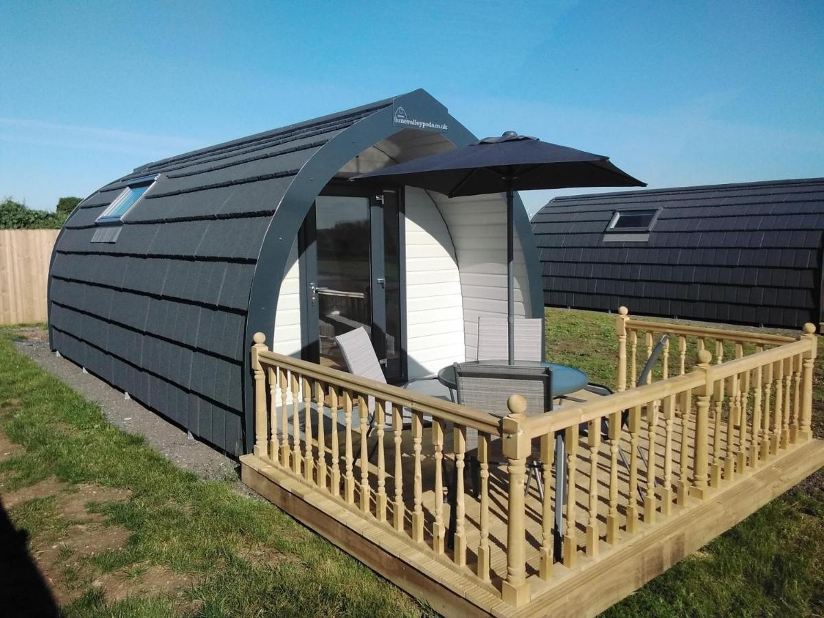 Отель Glamping Pods Кромер Экстерьер фото